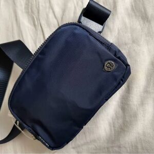 lululemon athletica Men's Navy Crossbody Bag